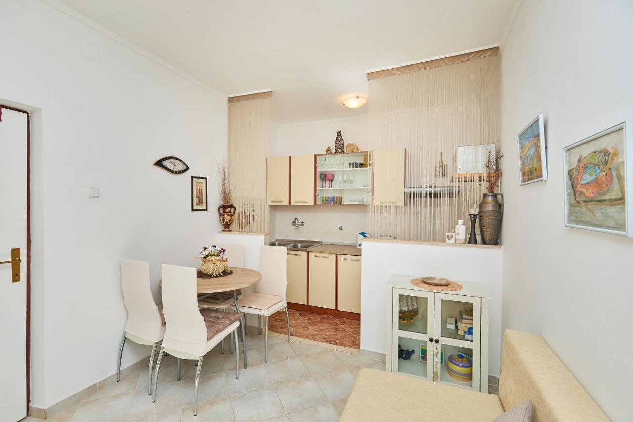 Studio Dolores-Apartment By The Sea Maranovići Exteriér fotografie